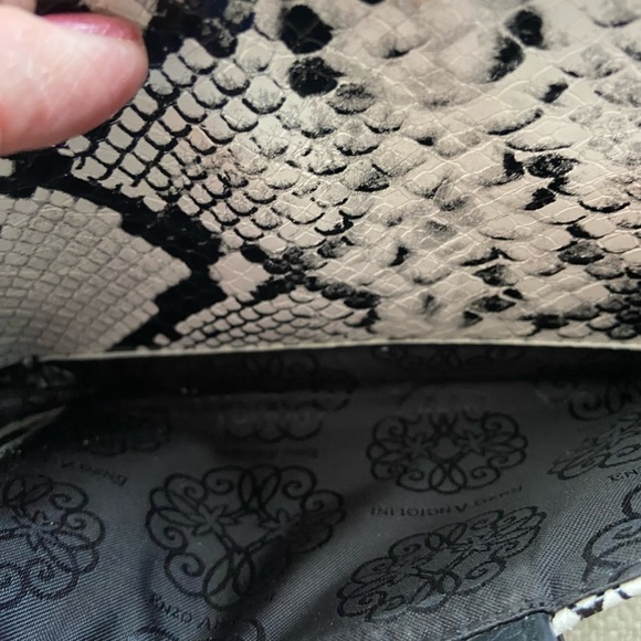 Enzo Angiolini Dyana Faux Snake Print Cross Body Bag with wallet - Picture 2 of 10